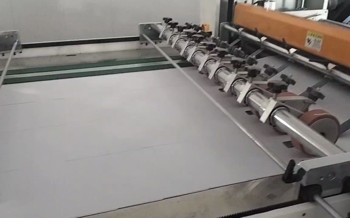 HKS系列，A4復(fù)印紙切紙機(jī)